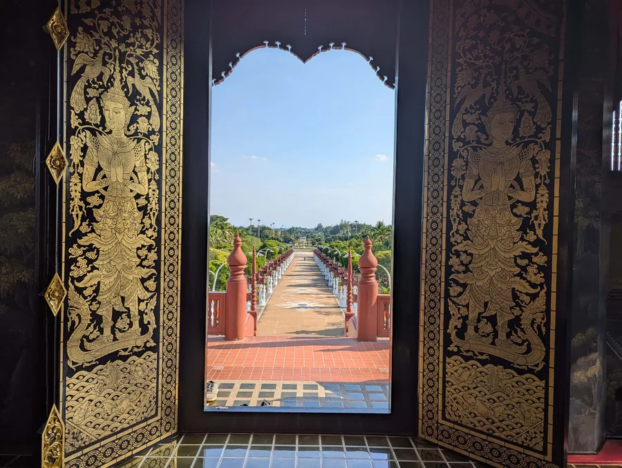 Golden Doors, Rajapruek Park