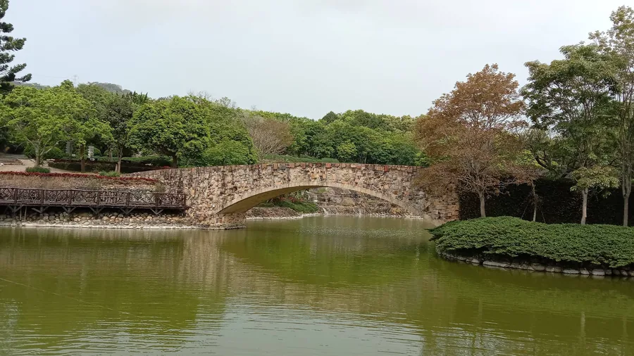 Xinshe Castle Bridge