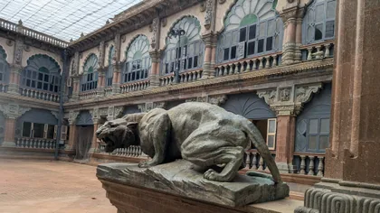 Tiger am Palast von Mysore