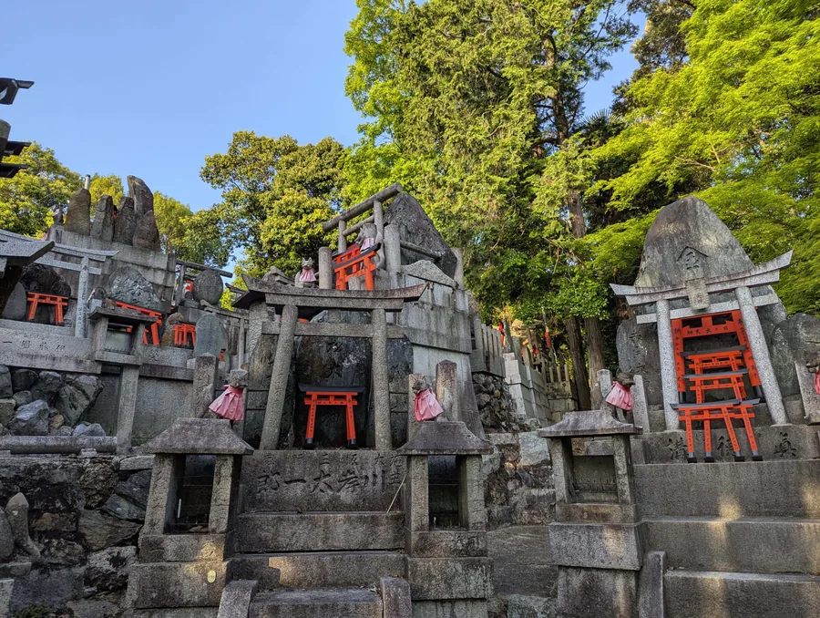 Fox Shrines at Fushimi Inari