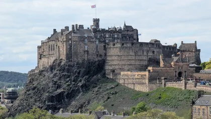 Edinburgh Castle auf seinem Felsen